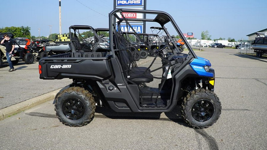 2023 Can-Am® Defender DPS HD9 Oxford Blue