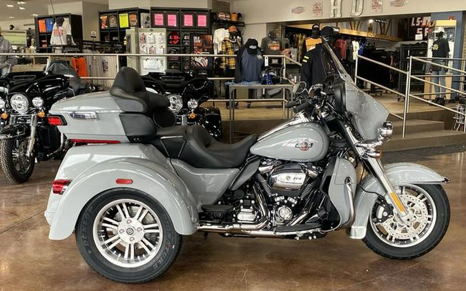 2024 Harley-Davidson FLHTCUTG - Tri Glide Ultra