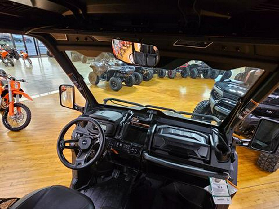 2025 Can-Am Defender MAX XT HD9