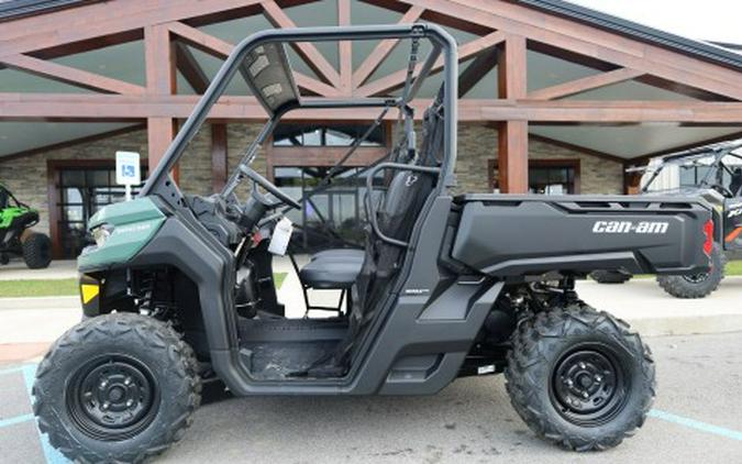 2026 Can-Am Defender HD7