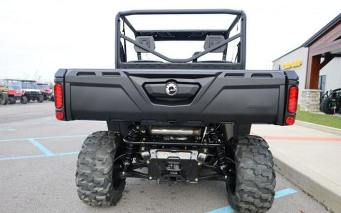 2026 Can-Am Defender HD7