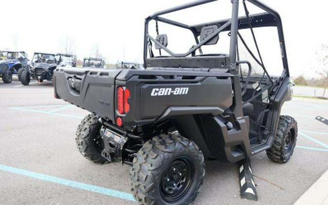 2026 Can-Am Defender HD7
