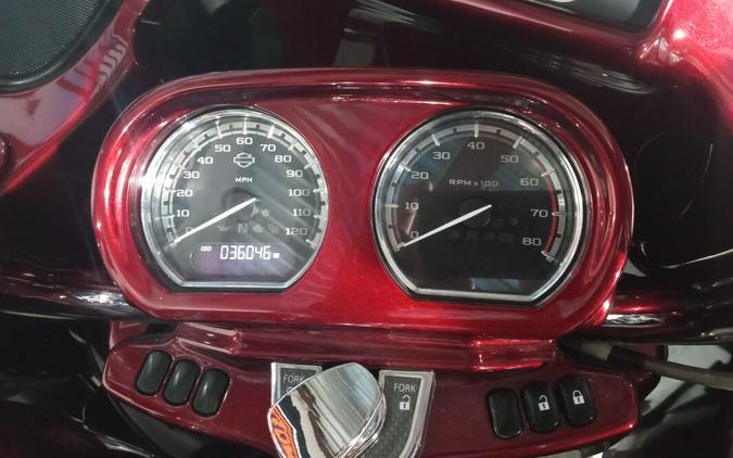 2015 Harley-Davidson Road Glide® CVO™ Ultra
