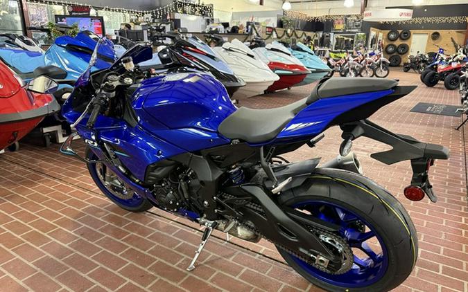 2026 Yamaha YZF-R1