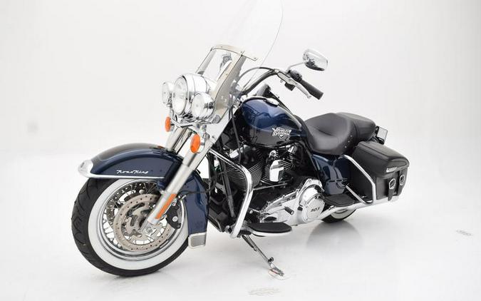 2013 Harley-Davidson® FLHRC - Road King® Classic