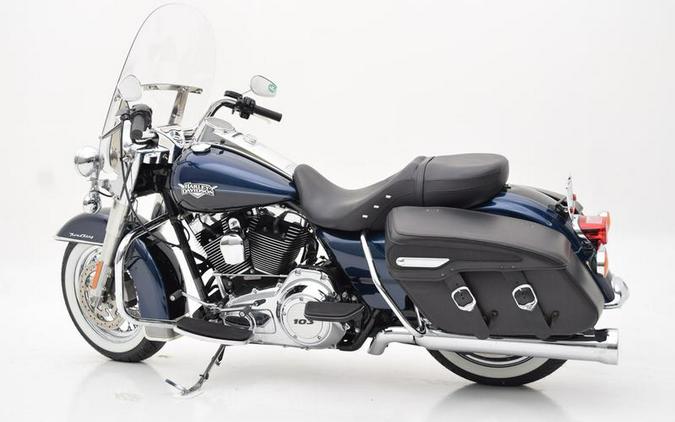 2013 Harley-Davidson® FLHRC - Road King® Classic