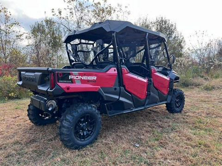2025 Honda Pioneer 1000-6 Deluxe Crew