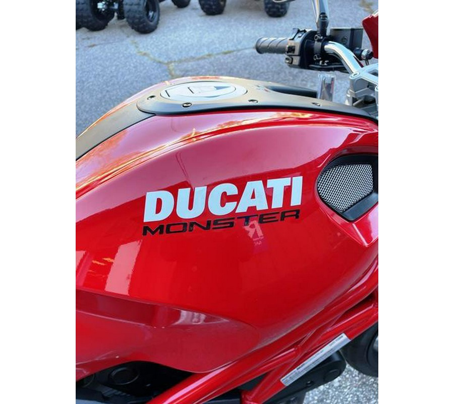 2009 Ducati Monster 696
