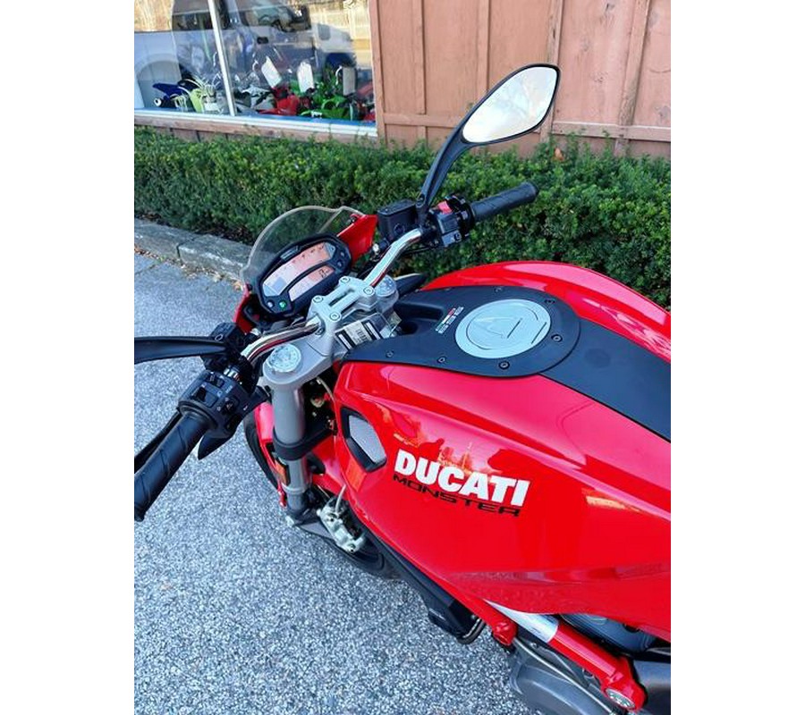 2009 Ducati Monster 696