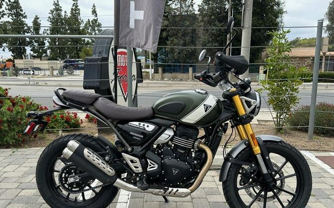 2024 Triumph Scrambler 400 X Matte Khaki Green / Fusion White