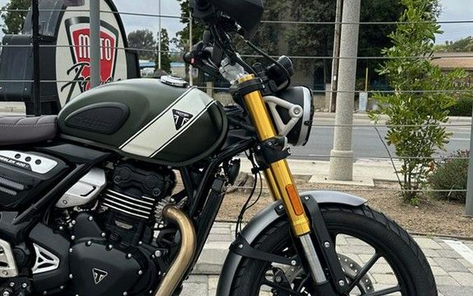 2024 Triumph Scrambler 400 X Matte Khaki Green / Fusion White