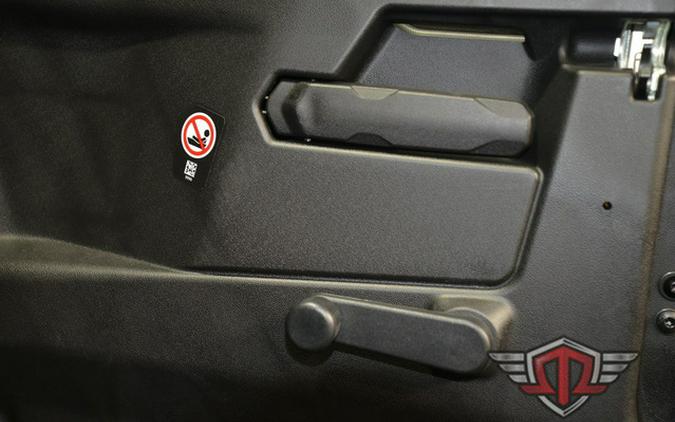 2026 Can-Am Defender MAX XT CAB HD11 With 10.25 In.Display Dar