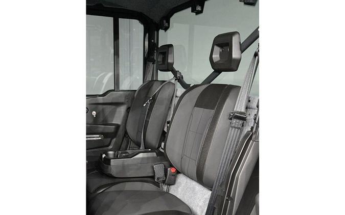 2026 Can-Am Defender MAX XT CAB HD11 With 10.25 in. Infotainment Dark Wildland Camo