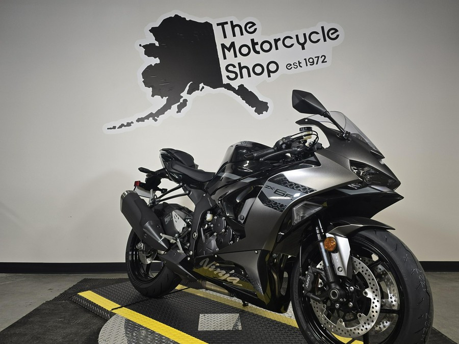2026 Kawasaki NINJA ZX-6R ABS