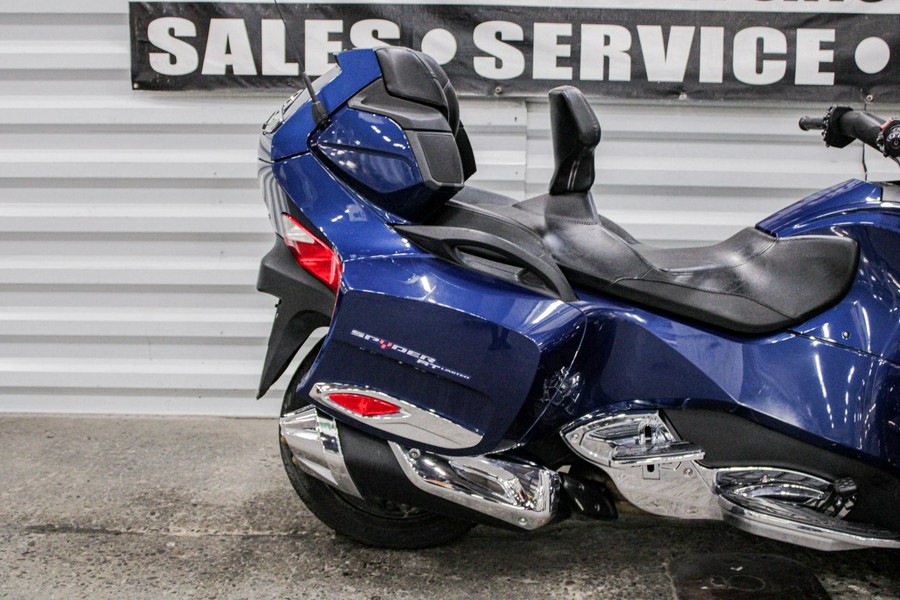 2017 Can-Am Spyder RT Limited