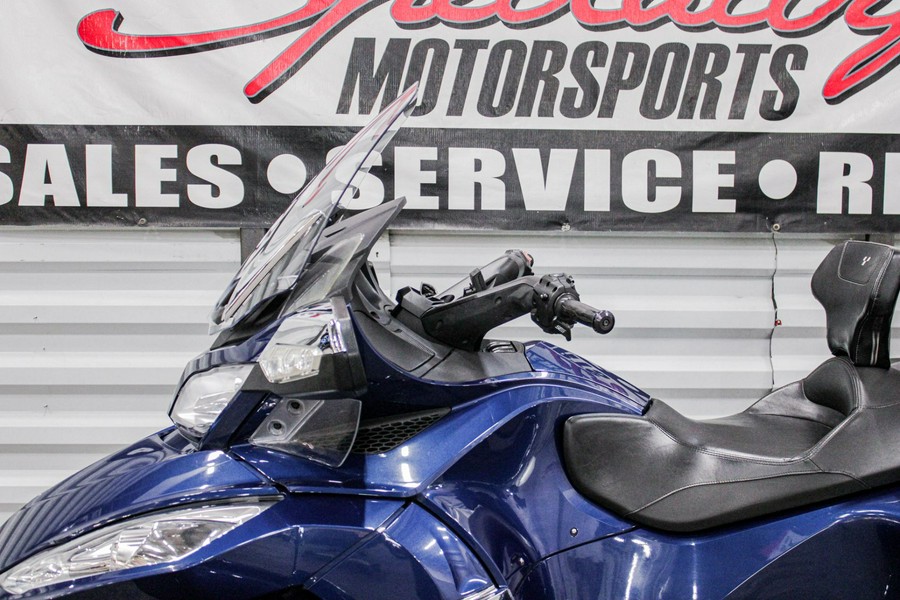 2017 Can-Am Spyder RT Limited