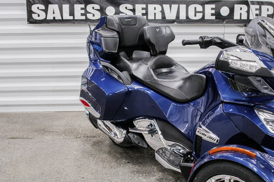 2017 Can-Am Spyder RT Limited