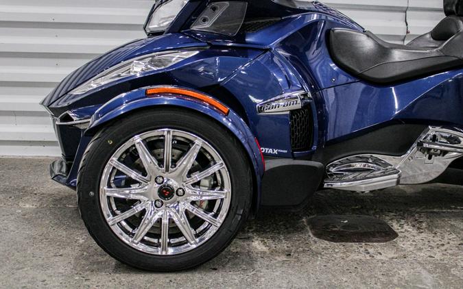 2017 Can-Am Spyder RT Limited