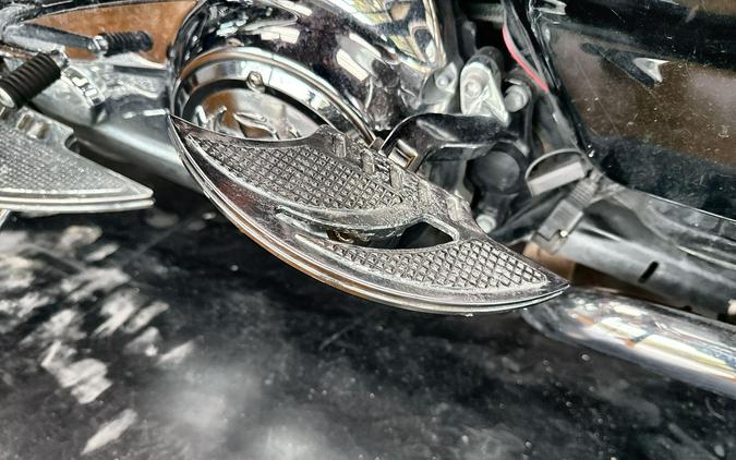 2017 Harley-Davidson® Electra Glide® Ultra Classic® Billet Silver/Vivid Black