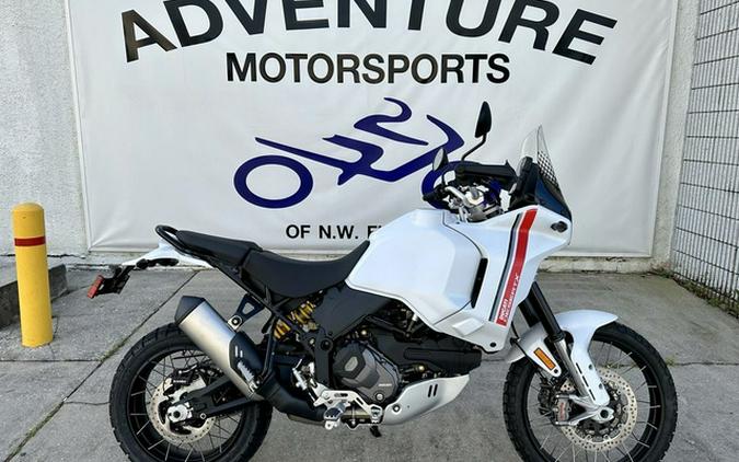 2023 Ducati DesertX Star White Silk