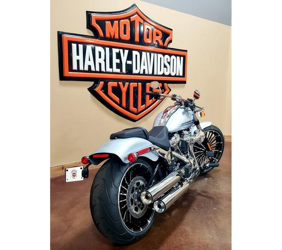 2023 Harley-Davidson® FXBR - Breakout® 117