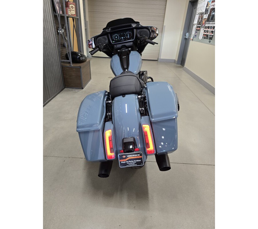 FLHX 2024 Street Glide®