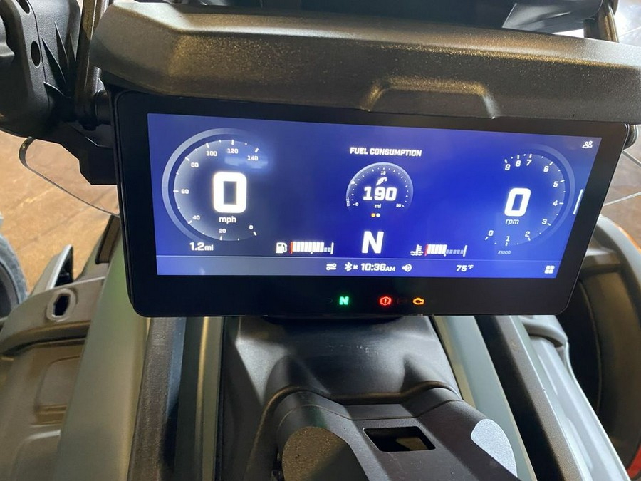 2025 Can-Am® Canyon Redrock