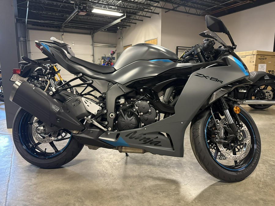 2025 Kawasaki NINJA ZX-6R ABS