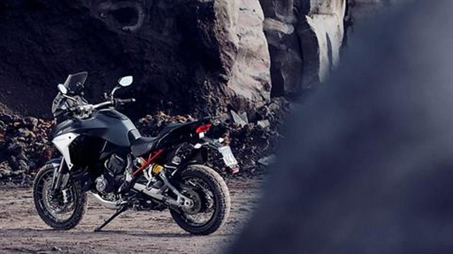 2022 Ducati Multistrada V4 S Travel & Radar