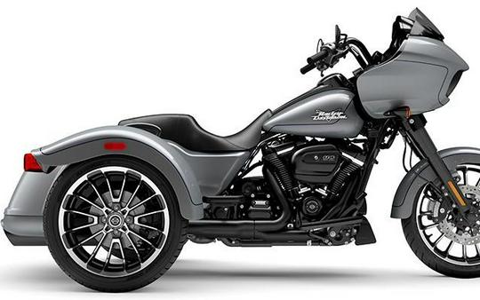 2024 Harley-Davidson® Trike Road Glide® 3