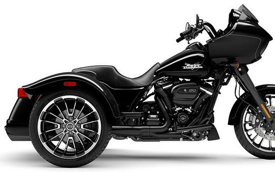 2024 Harley-Davidson® Trike Road Glide® 3