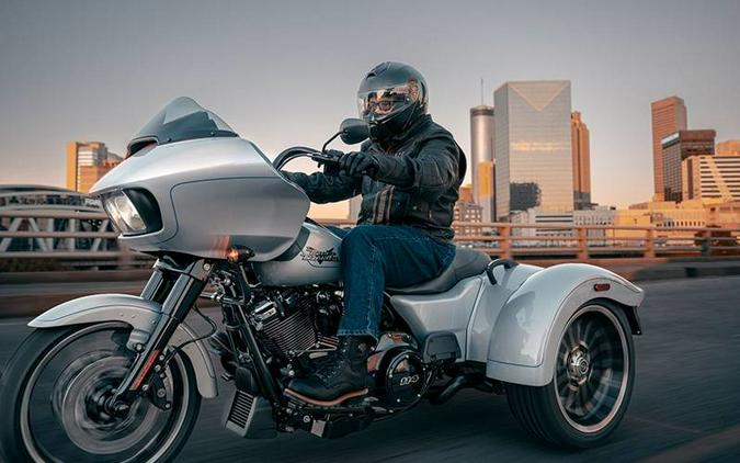 2024 Harley-Davidson® Trike Road Glide® 3