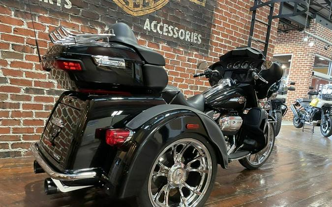 2024 Harley-Davidson Trike FLHTCUTG - Tri Glide Ultra