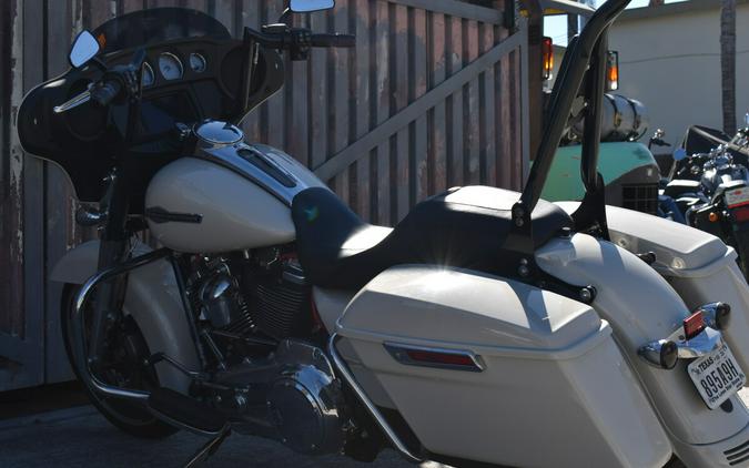 2022 Harley-Davidson® Street Glide® FLHX