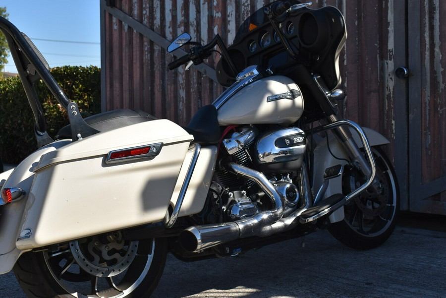 2022 Harley-Davidson® Street Glide® FLHX