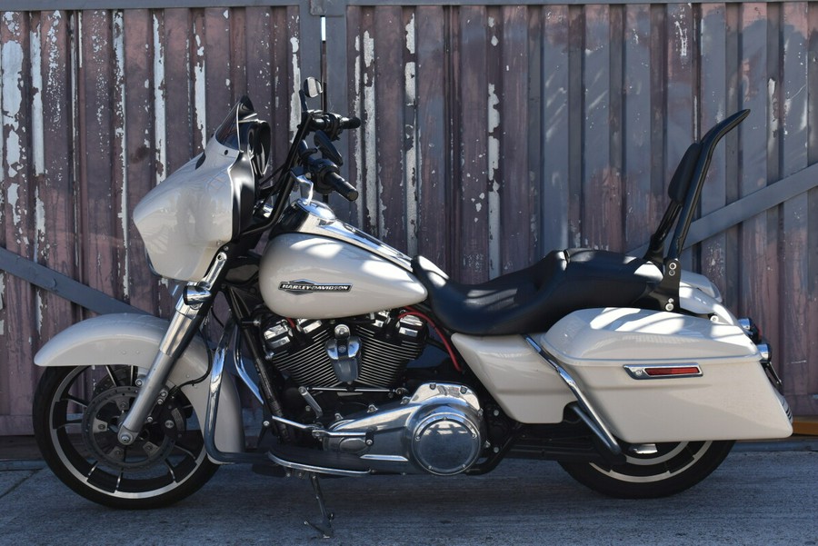 2022 Harley-Davidson® Street Glide® FLHX