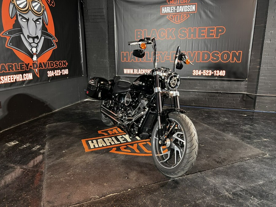 2018 Harley-Davidson® FLSB Sport Glide™