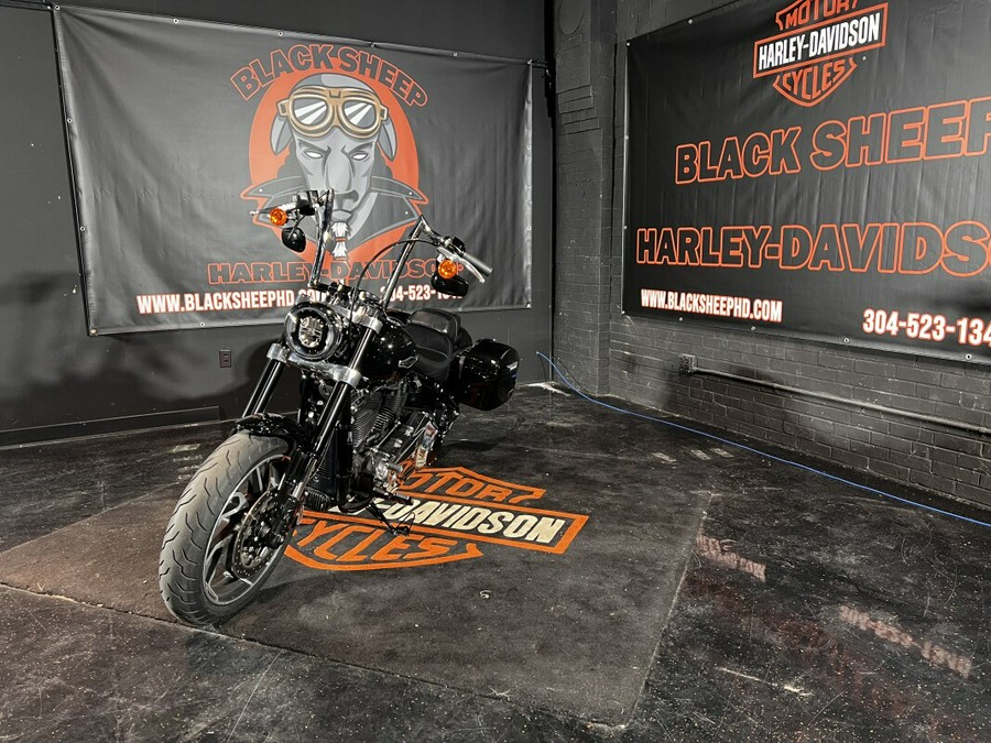 2018 Harley-Davidson® FLSB Sport Glide™