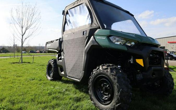 2026 Can-Am Defender HD7