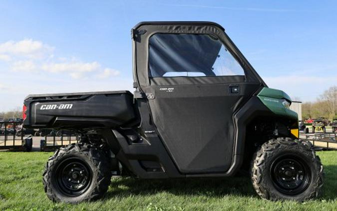 2026 Can-Am Defender HD7