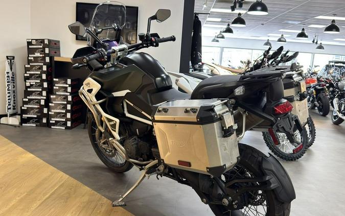 2023 Triumph Tiger 1200 Rally Explorer Matte Khaki Green