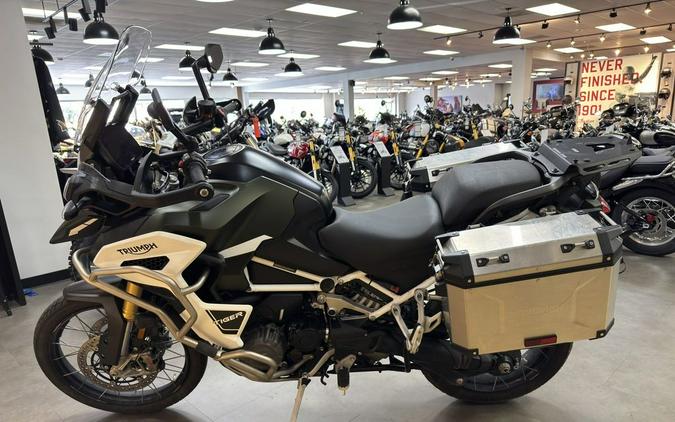 2023 Triumph Tiger 1200 Rally Explorer Matte Khaki Green