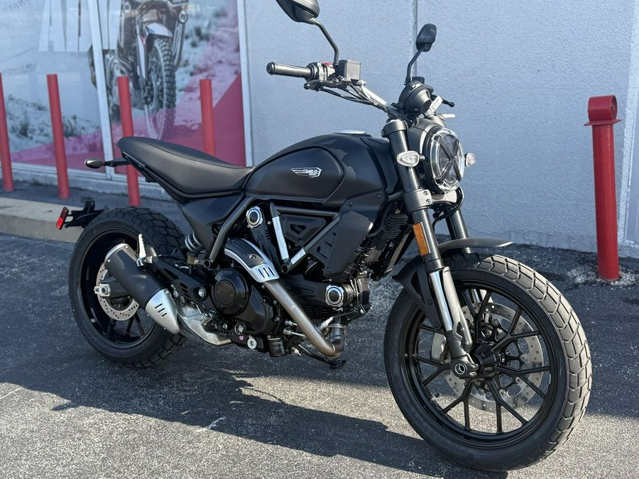 2025 Ducati Scrambler Icon Dark