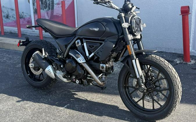 2025 Ducati Scrambler Icon Dark