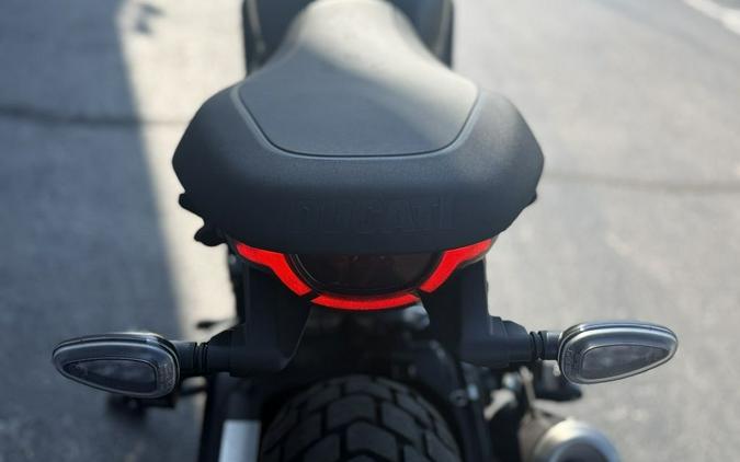2025 Ducati Scrambler Icon Dark