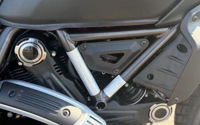 2025 Ducati Scrambler Icon Dark