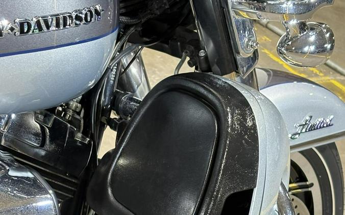 2014 Harley-Davidson Ultra Limited Two-Tone Charcoal Pearl/Brilliant Silver Pearl