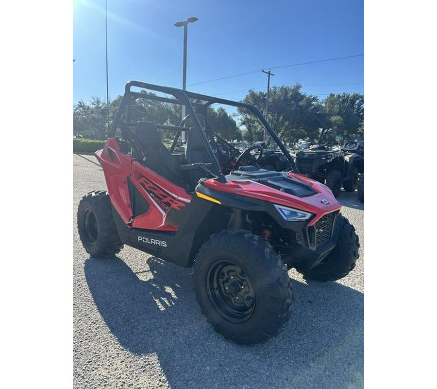 2025 Polaris® Z25HCA18A7