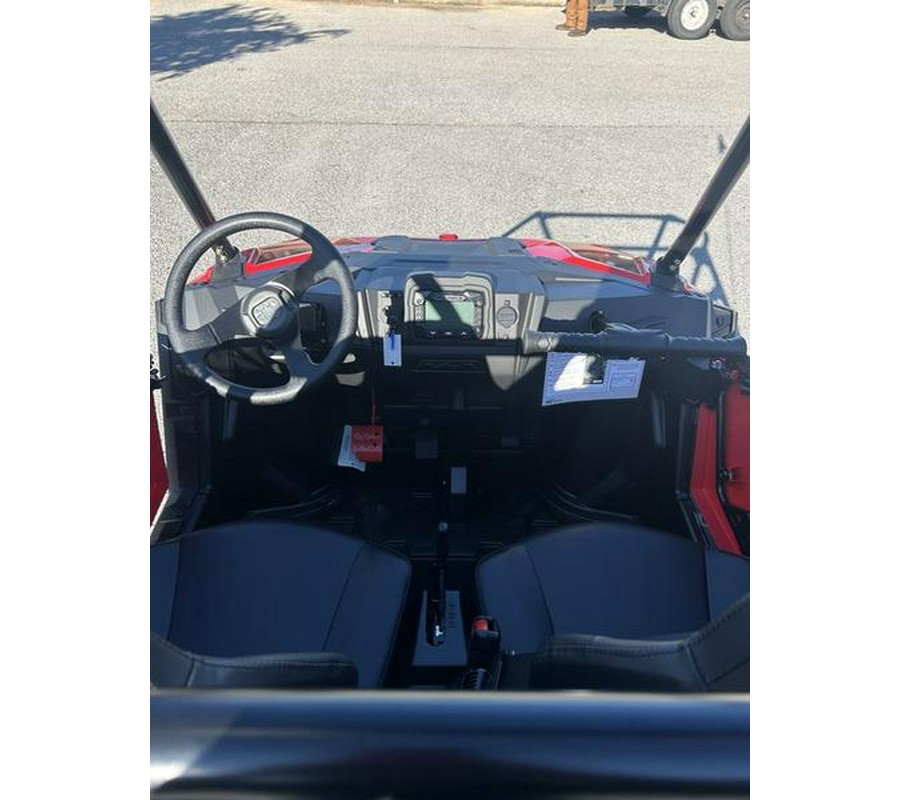 2025 Polaris® Z25HCA18A7