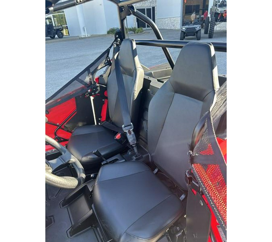 2025 Polaris® Z25HCA18A7